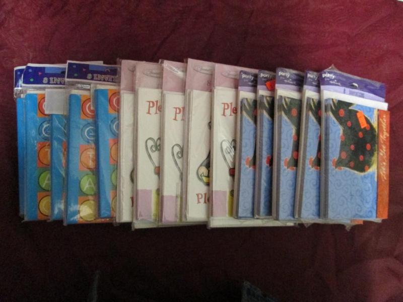 Lot of approximately 15 assorted ge...