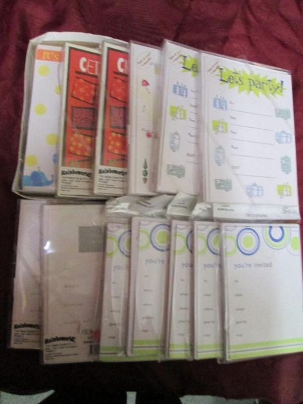 Lot of 12 generic party invitations...