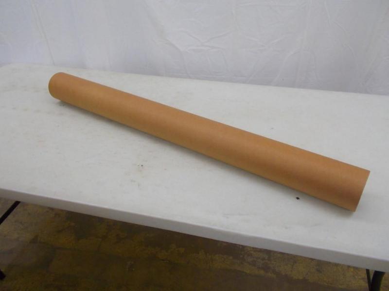 A box of 25 U-Line kraft mailing tu...