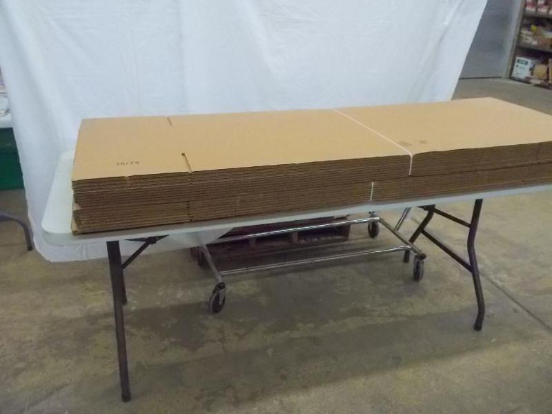 A bundle of 20 U-Line cardboard cor...