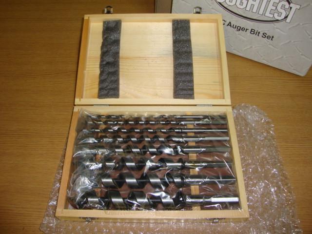 8pc Auger Bit Set in Wood Case...