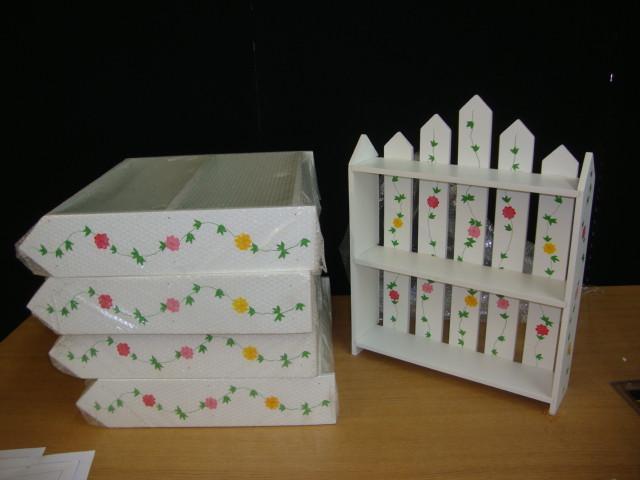 Lot of 5 Floral Shelves, 15in x 3 1...