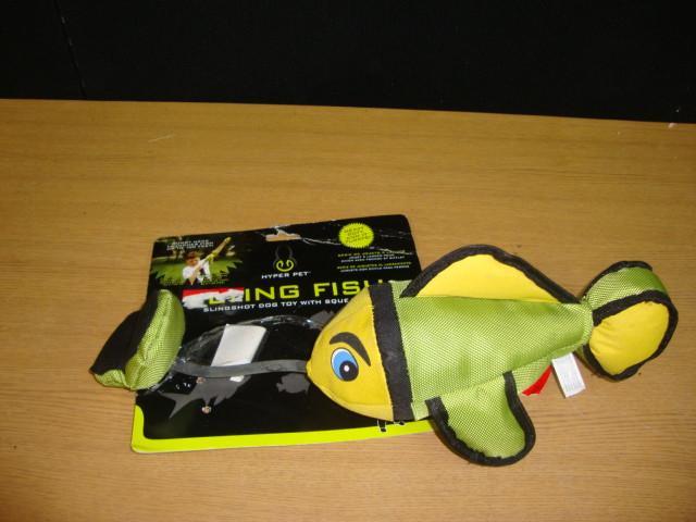 Flying Fish Sling Shot Dog Toy, tor...