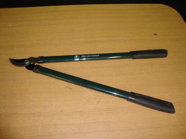 Bypass Pruner, sm tear in handle gr...