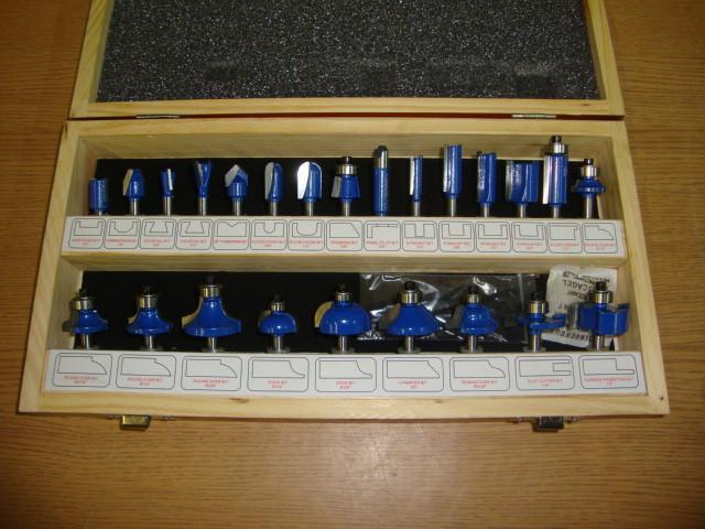 Router Bits in Wood Case, damaged l...