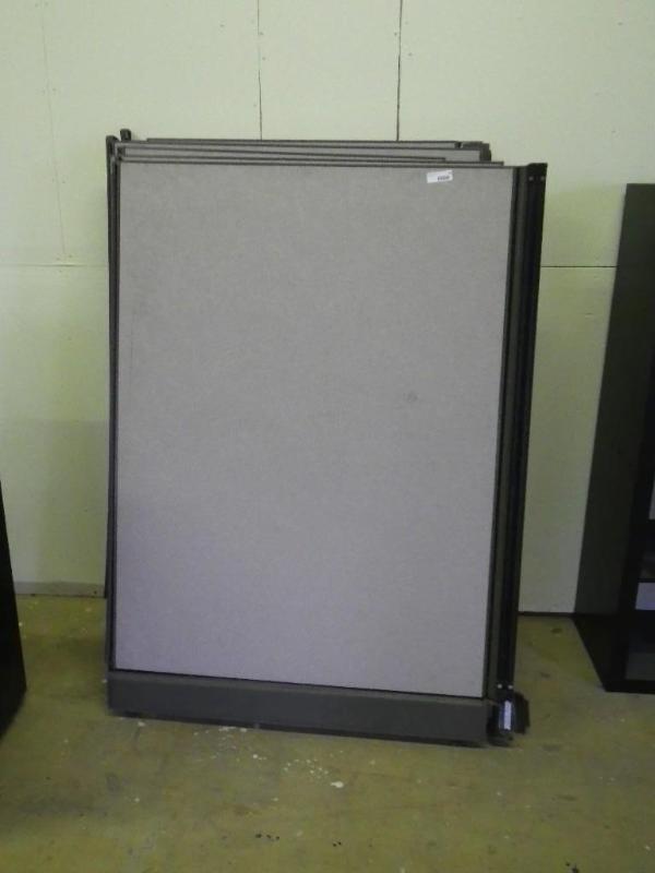 6 pieces of office dividers...