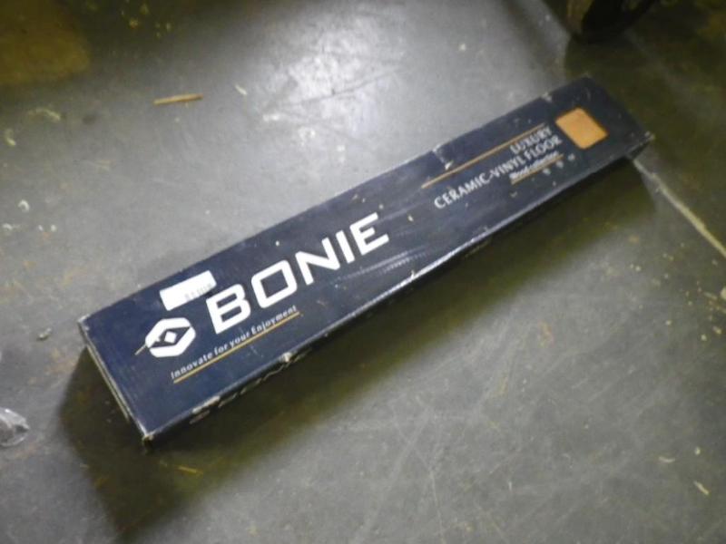 1 box of Bonif laminate flooring...