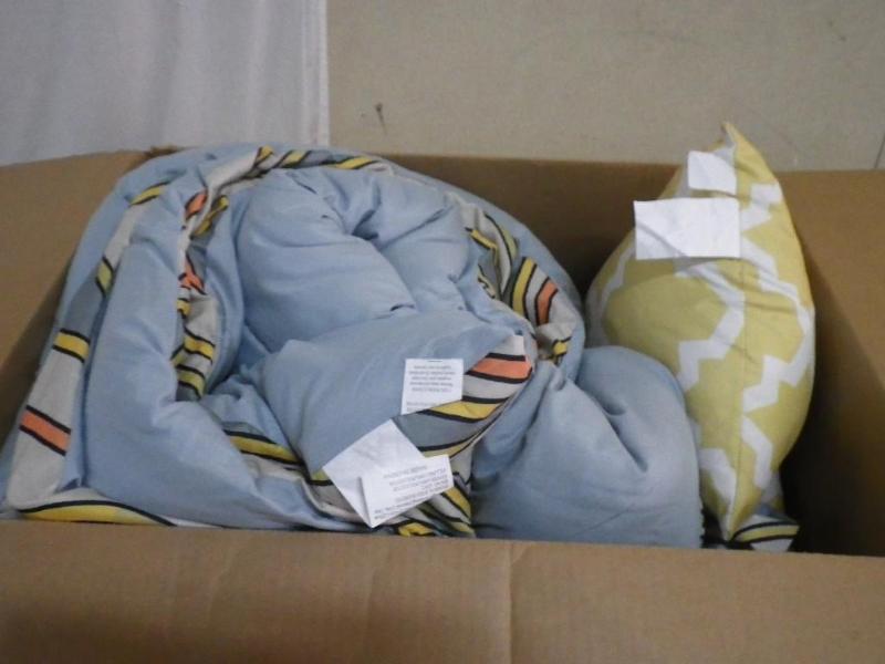 comforter and pillows...