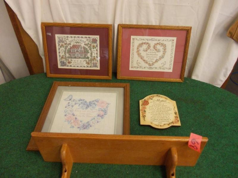 lot 68 image: 24 in Oak Wall Shelf, 4-Assorted Fl...