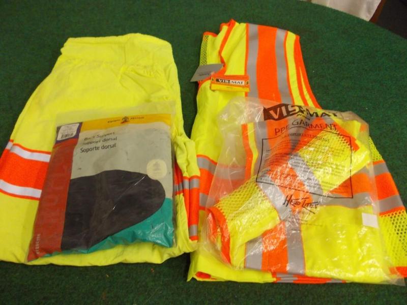 lot 75 image: 2-NEW Vis-Mat Vests (L & XL), P...