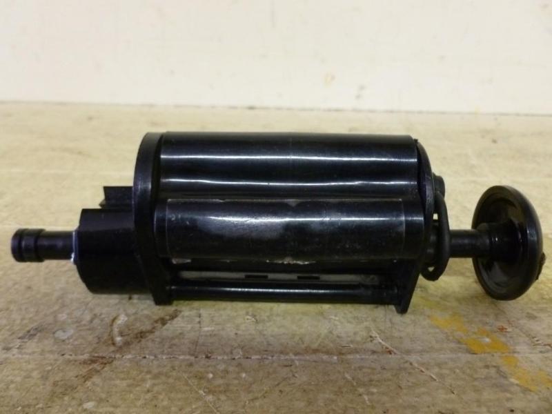 lot 33 image: Black powder .50 caliber speed load...