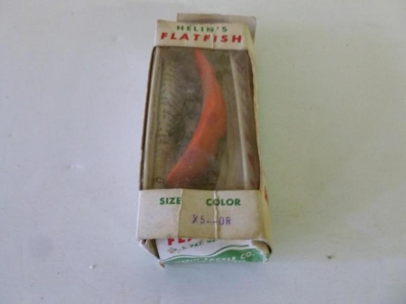 lot 84 image: Vintage Helin Tackle Company - Flat...