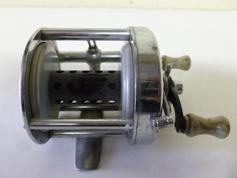 lot 86 image: Vintage Langley Whitecap Model 410 ...