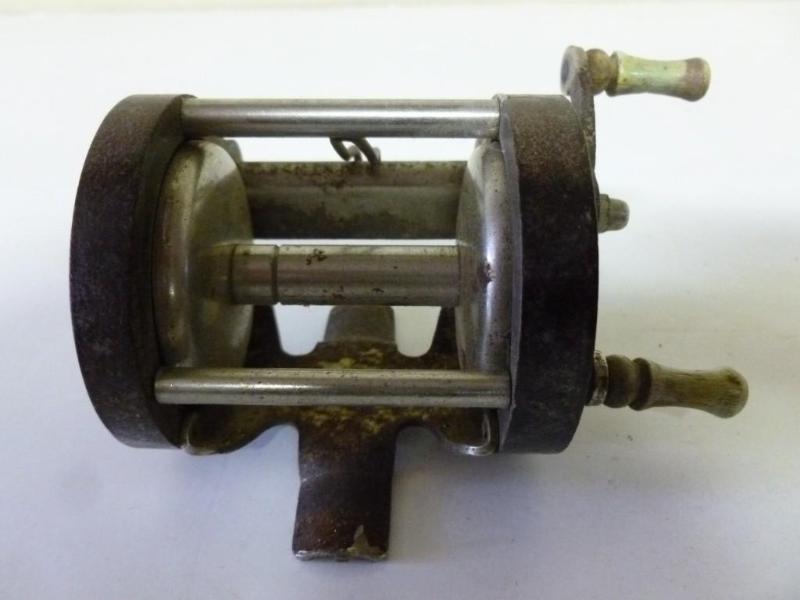 lot 89 image: Vintage bait caster fishing reel, s...