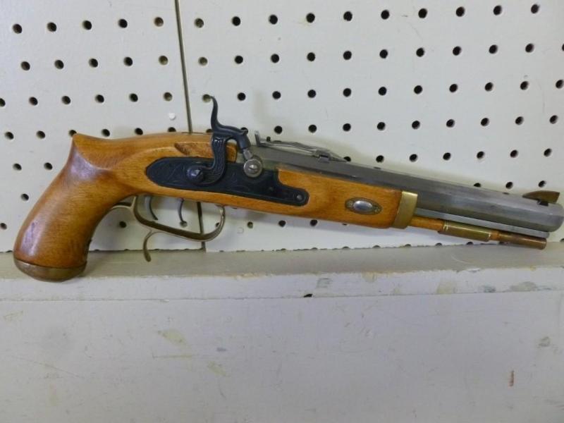 lot 9 image: Ardesa Spain .50 Caliber Black Powd...
