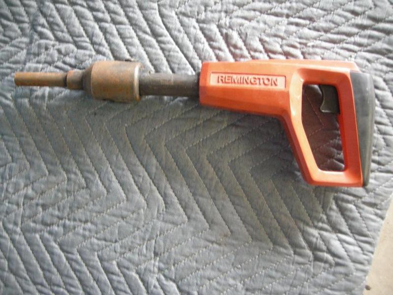 lot 102 image: Remington powder actuated tool