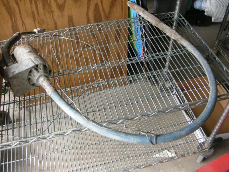 lot 103 image: CementConcrete Electric Vibrator