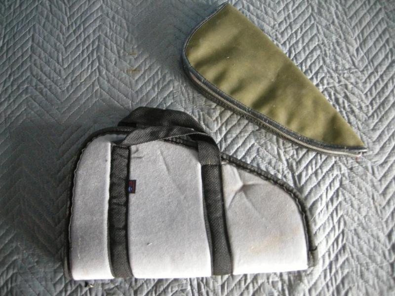 lot 107 image: 2 pistol cases
