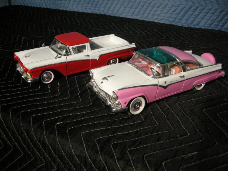 lot 33 image: 2 Ford Diecast Cars, Ranchero & Fairlane