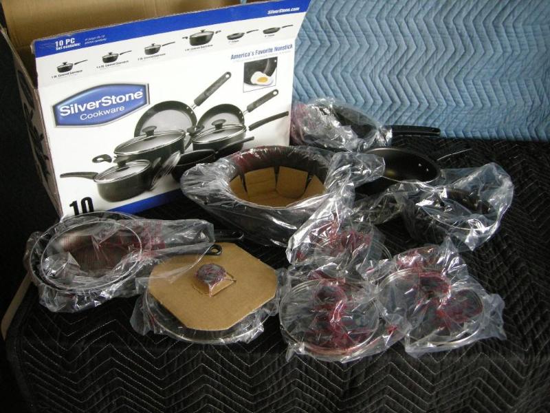 lot 86 image: Silverstone Cookware