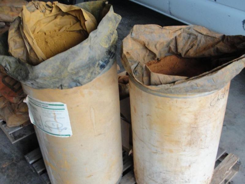 Color Concrete Additive - Tanish Br...