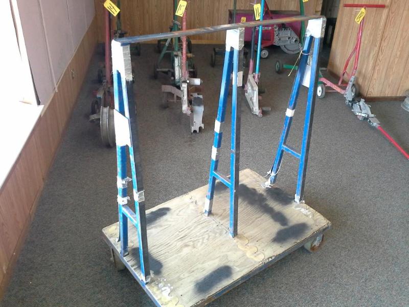 Material handling cart