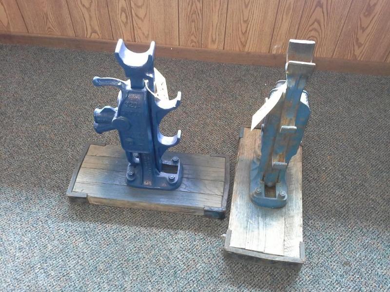 Simplex Pipe Jacks