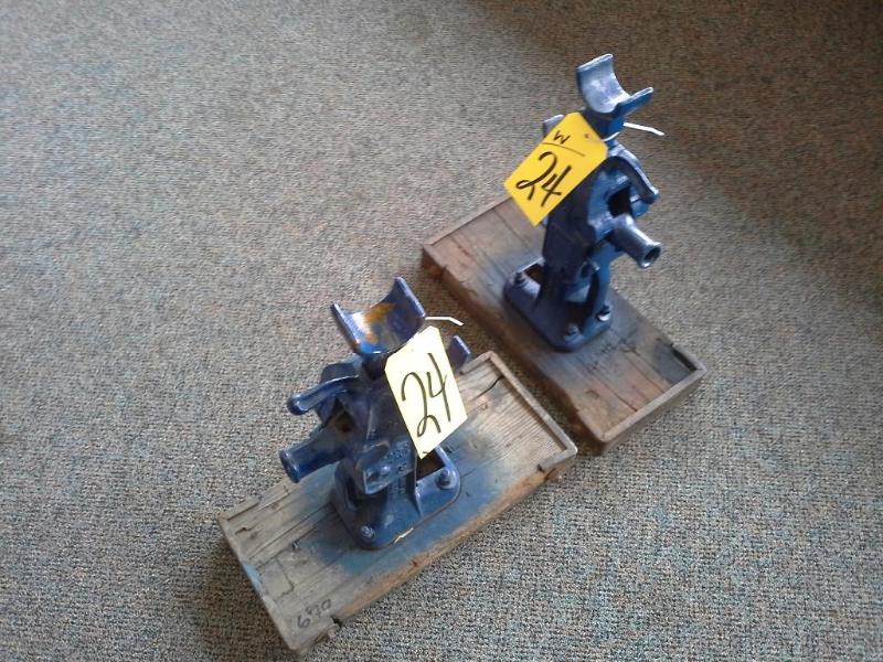 Simplex Pipe Jacks