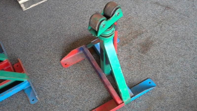 Heavy duty material roller