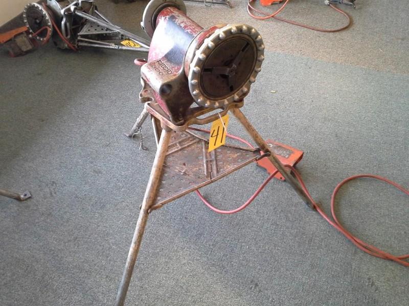 Rigid pipe threader