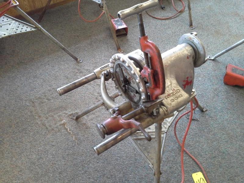 Rigid pipe threader