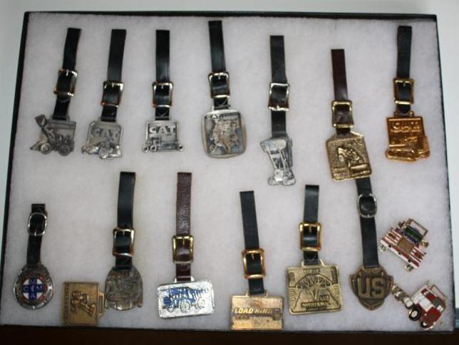 lot 129 image: FOB Mack Load king Minnesota Commer...