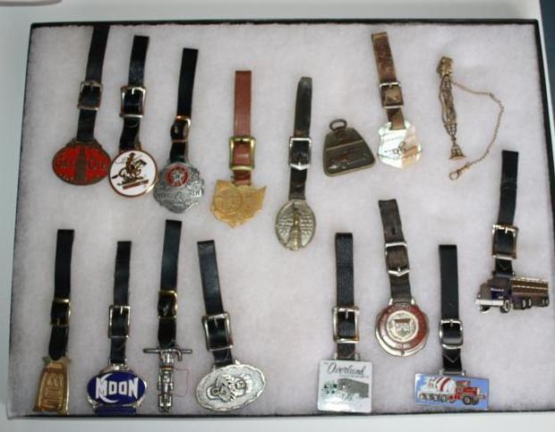 lot 130 image: COLLECTIBLE FOB Lot 130 - &nbspCas...