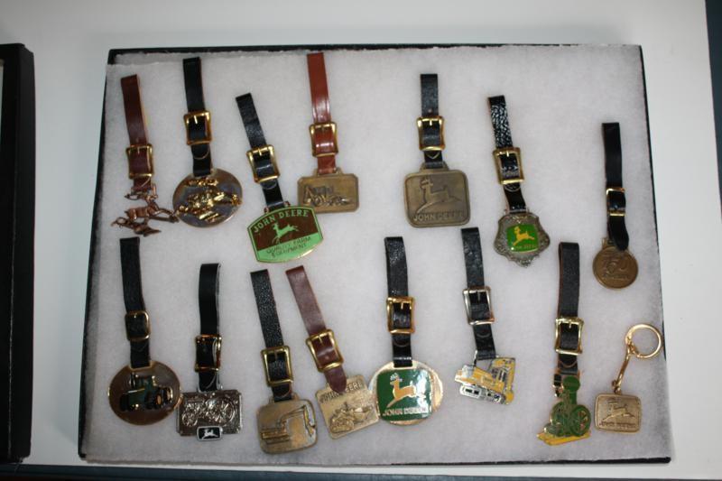 lot 136 image: FOB Lot 136 John deere...