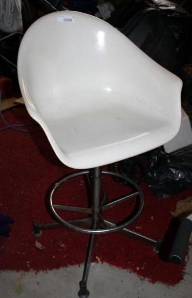 lot 148 image: Modern Retro Drafting Chair