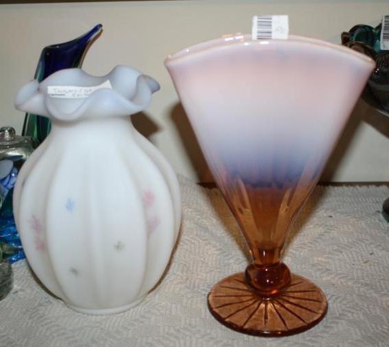 lot 160 image: Art Glassware