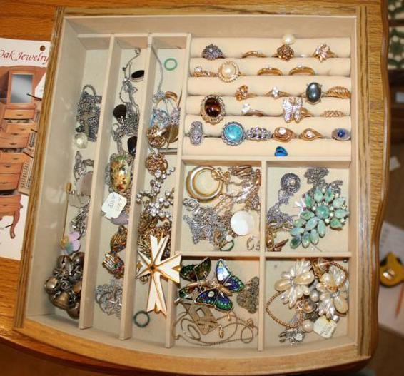 lot 201 image: Lot of Jewelry-Huge Collection of R...