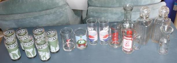 lot 215 image: Collectible glass, Pepsi, comics, R...
