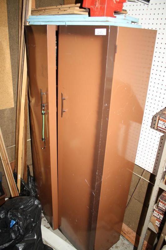 lot 246 image: Retro metal cabinet 34 x 72 &nbspa...