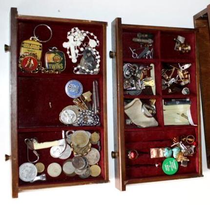 lot 274 image: Jewelry box, jack knife, sterling s...