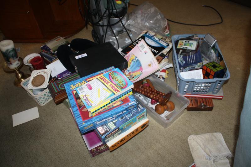 lot 301 image: Box of games...