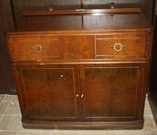 lot 90 image: Antique Huntley Furniture cabinet 4...