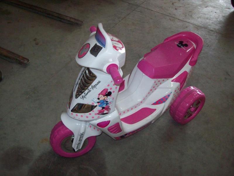 minnie mouse scooter 6v