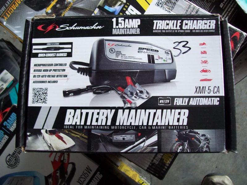 lot 33 image: Schumacker&nbspBattery Maintainer ...