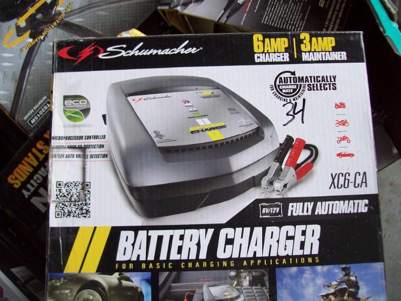 lot 34 image: Schumacker Battery Charger -6 amp c...