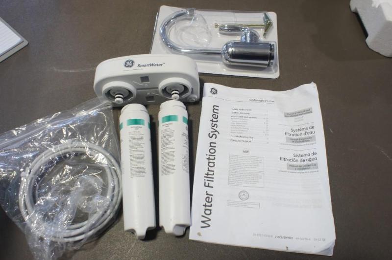 lot 20 image: GE Drinking Water Filtration System...