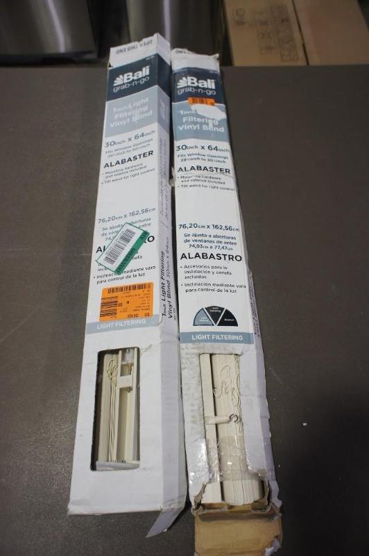 lot 29 image: Lot of (2) Bali Mini Blinds ( 30&qu...