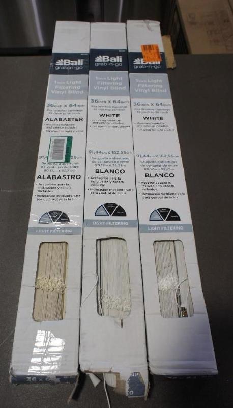 lot 33 image: Lot of (3) Bali Mini Blinds (34&quo...