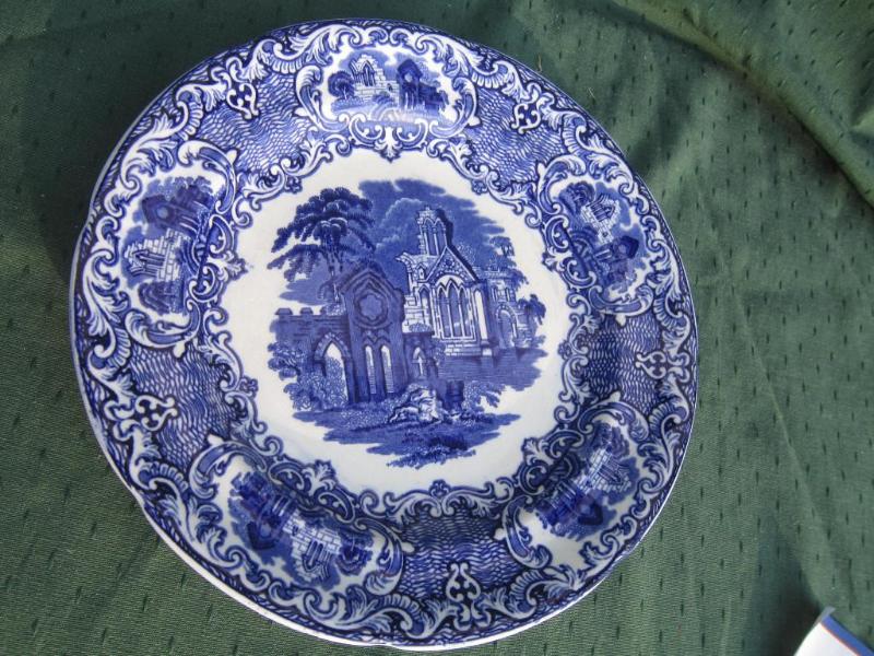 lot 113 image: Flow Blue Plate 8 12 Abbey - Georg...