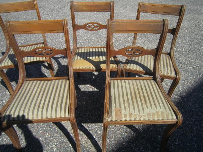 lot 117 image: Set of 5 Walnut Chairs Sturdy, but ...